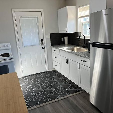 Quaint 1 Bd Close To Downtown Houston Exterior photo