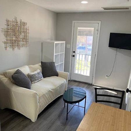 Quaint 1 Bd Close To Downtown Houston Exterior photo